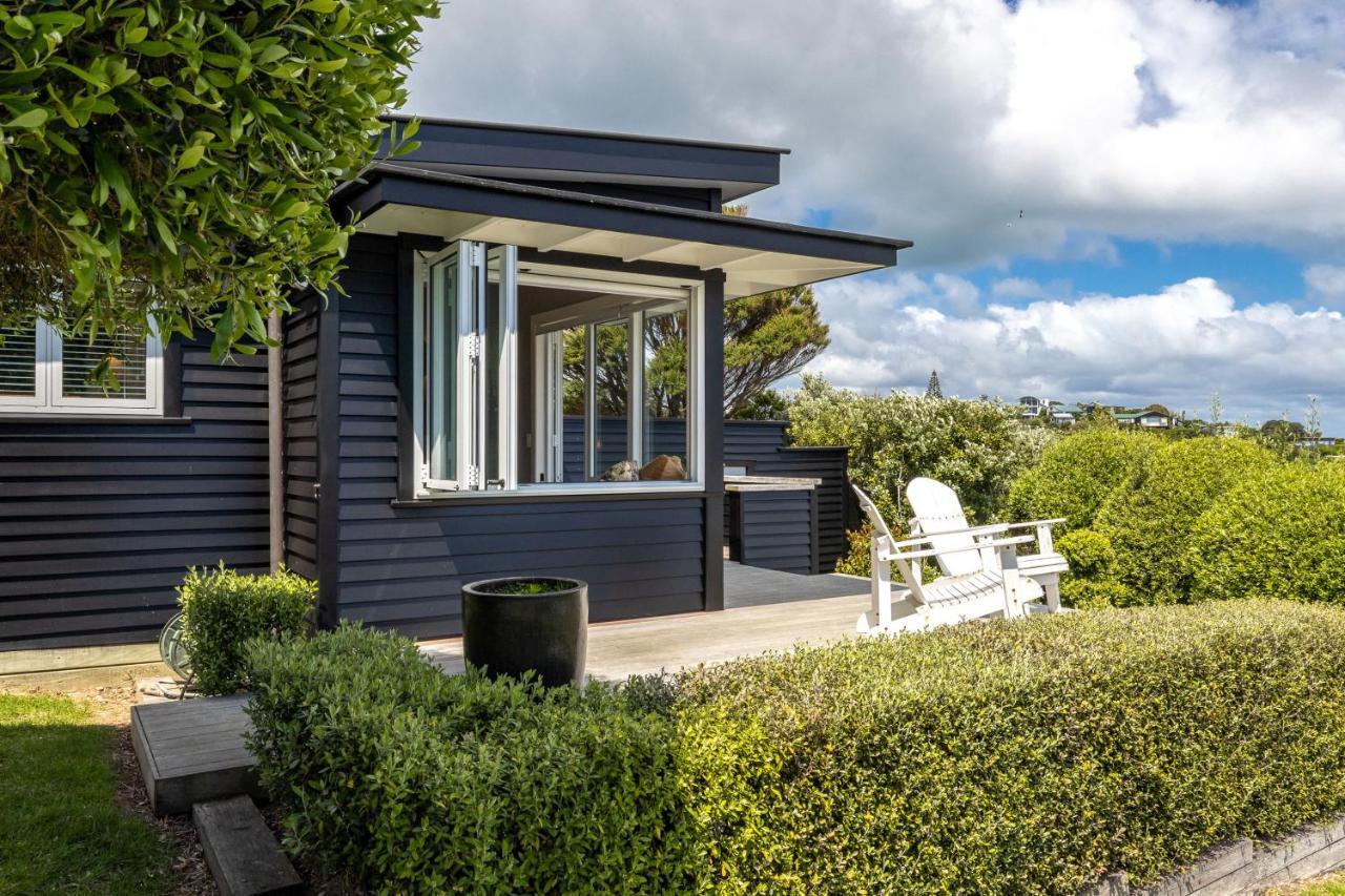 Smiths Cottage - Stay Waiheke Oneroa Екстериор снимка