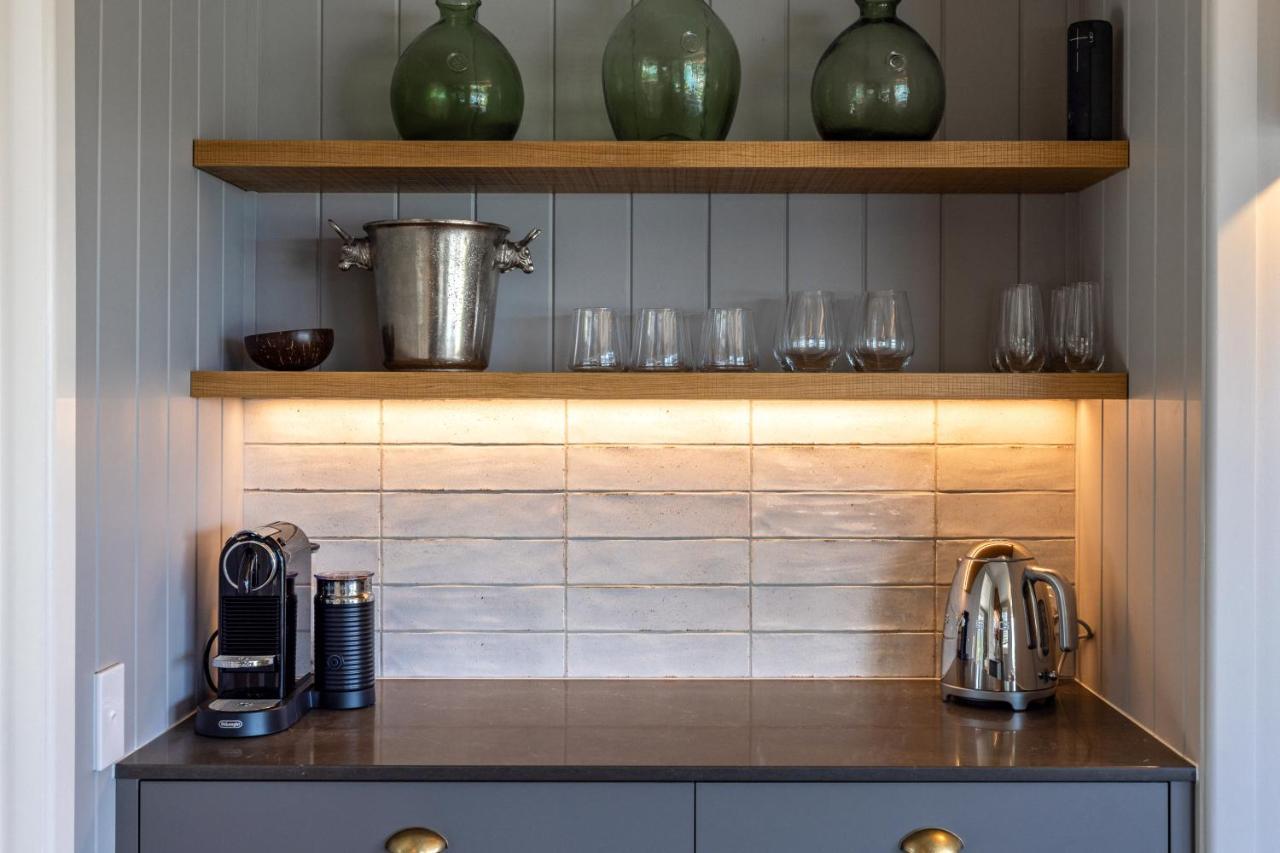 Smiths Cottage - Stay Waiheke Oneroa Екстериор снимка